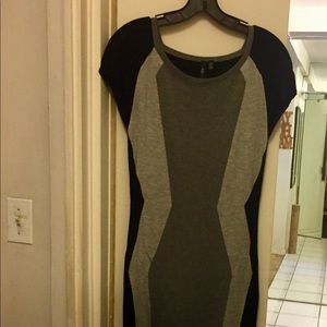 NWOT light knit dress - figure flattering!